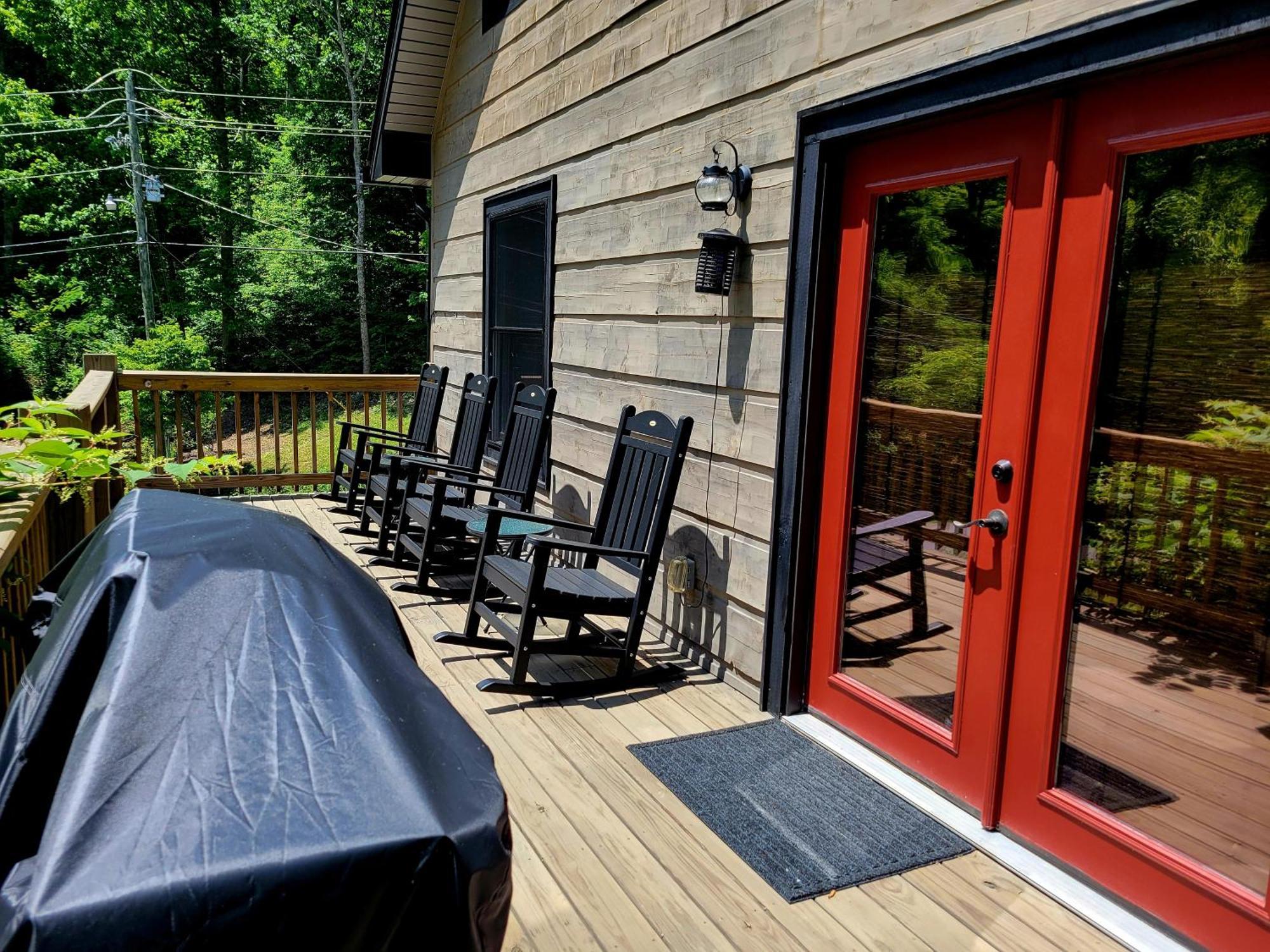 Lil Cabin In The Cove! Mtn Views, Theater, Hot Tub, Games, King Beds, Prime Location! Sevierville Exterior foto