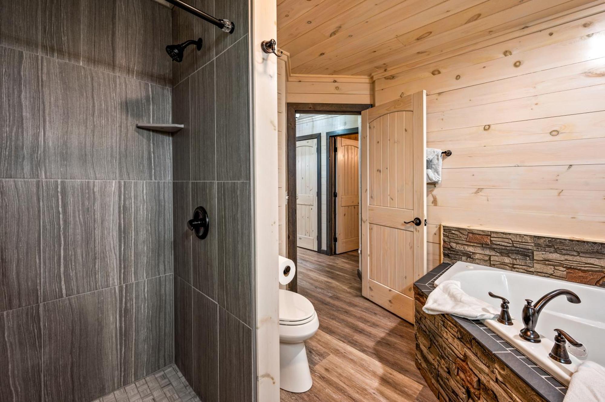 Lil Cabin In The Cove! Mtn Views, Theater, Hot Tub, Games, King Beds, Prime Location! Sevierville Exterior foto